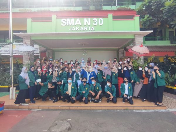 ACARA PERPISAHAN PRAKTEK KERJA MENGAJAR DARI MAHASISWA UNIVERSITAS NEGERI JAKARTA DAN UNIVERSITAS MNC