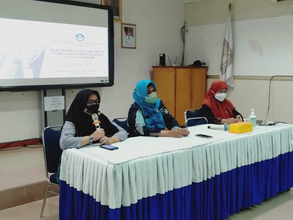 PUBLIC SPEAKING
