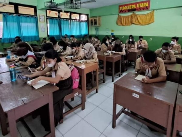 PEMBIASAAN RABU PAGI (LITERASI)